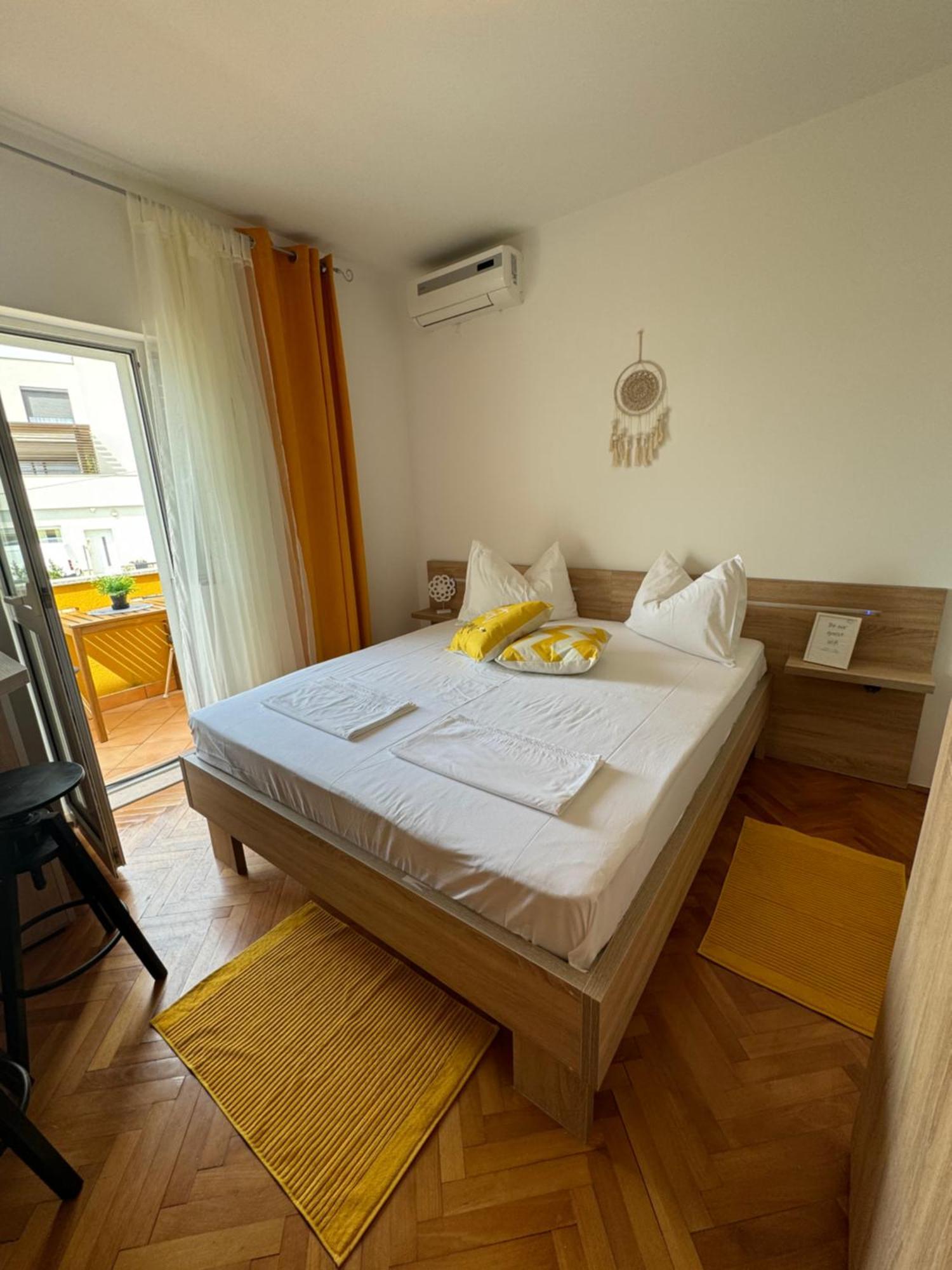 The Manzoni Family 4 Hotel Punat Kültér fotó