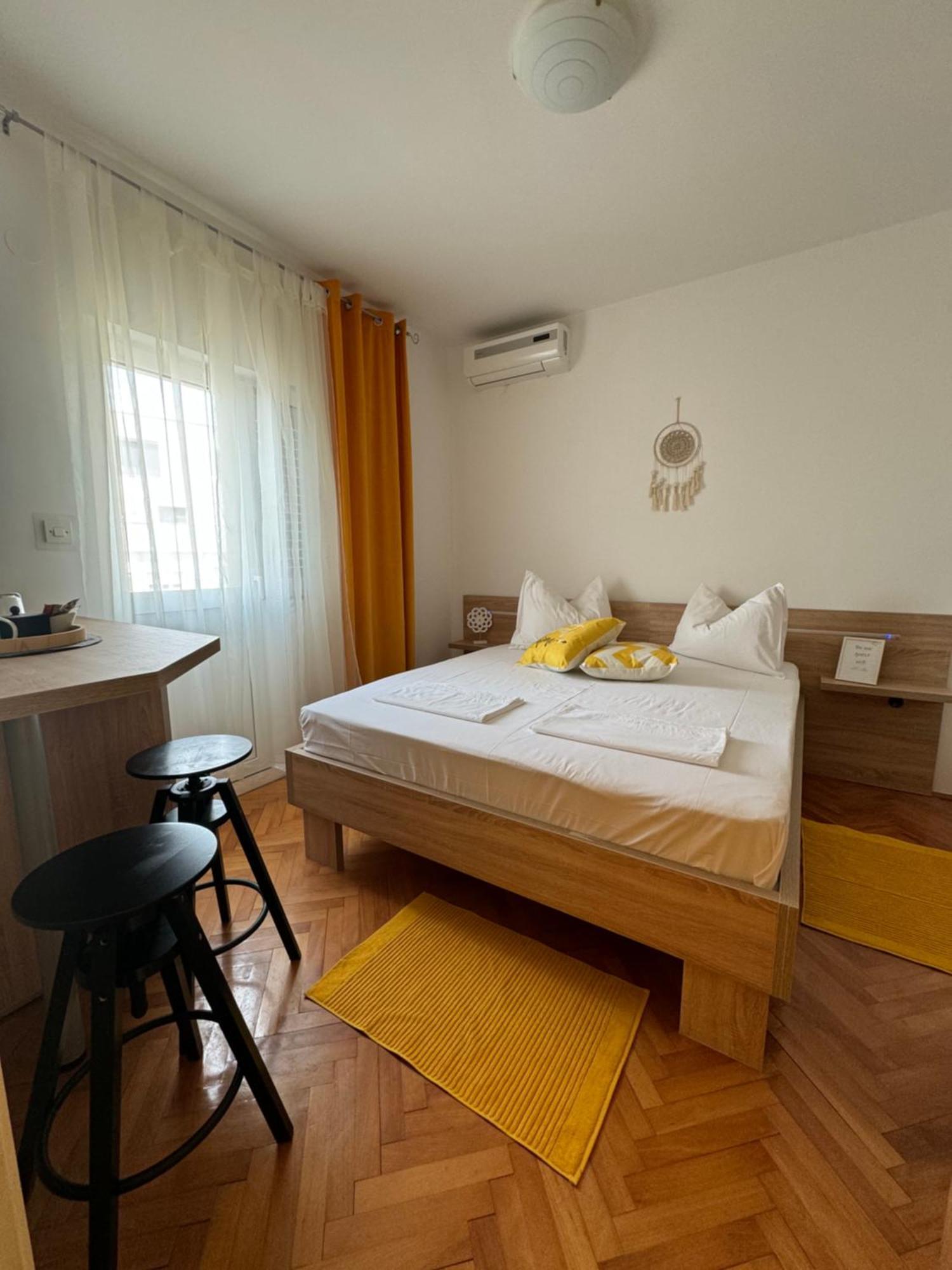 The Manzoni Family 4 Hotel Punat Kültér fotó